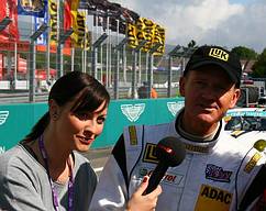 Wolfgang Kaufmann being interviewed by Lina Van de Mars